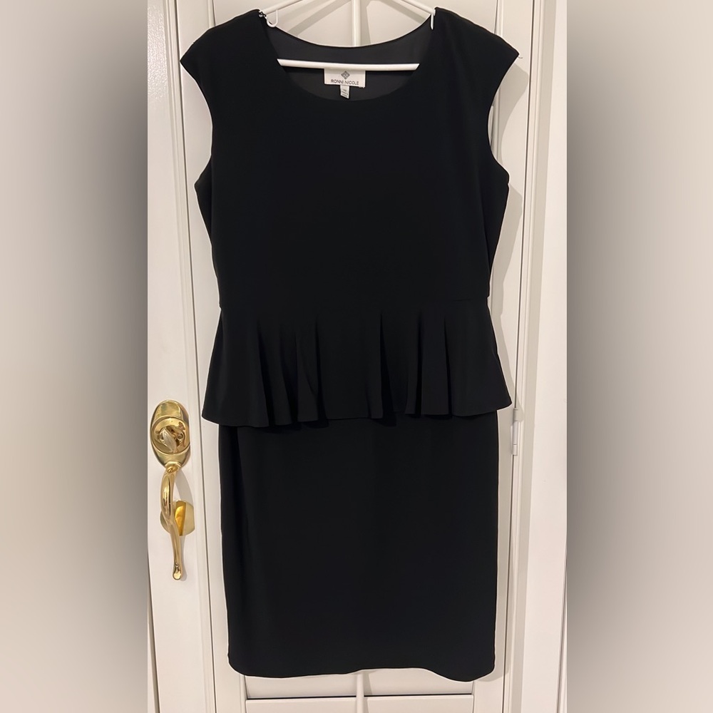 Ronni Nicole Size 12 dress